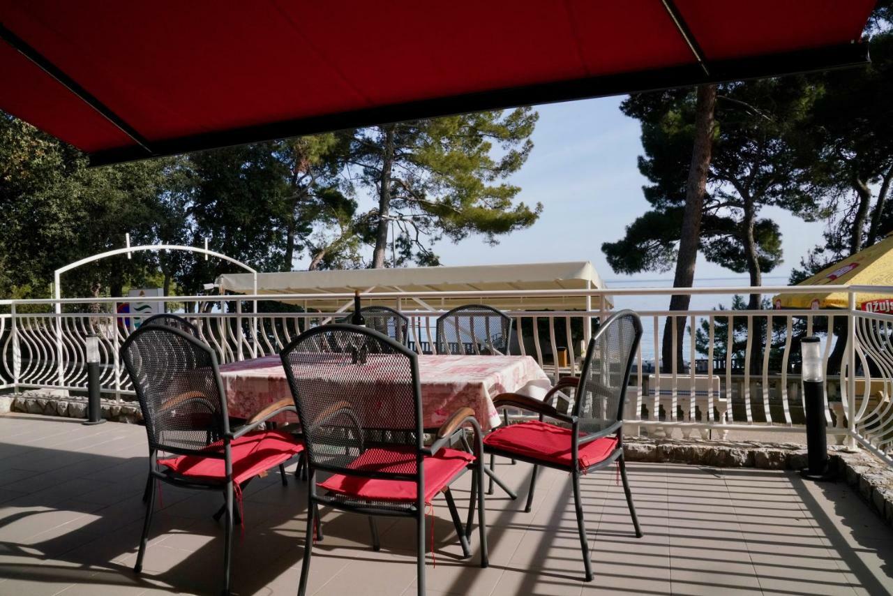 קרק Sesar Apartments Krk - No. 1 Iva מראה חיצוני תמונה